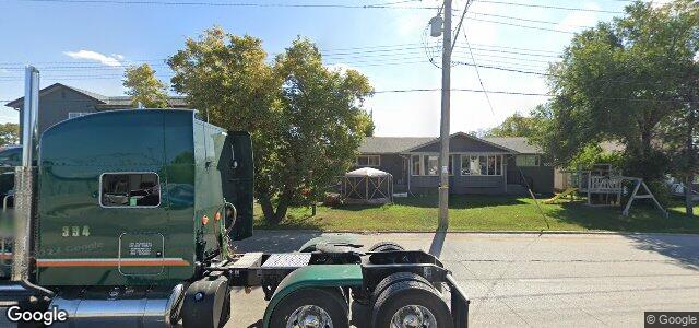 Larawan ng 1050 Dugald Road sa Winnipeg, Manitoba