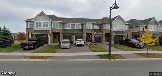 Larawan ng 352 Holden Street sa Winnipeg, Manitoba