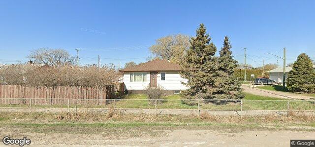Larawan ng 936 Lagimodiere Boulevard sa Winnipeg, Manitoba