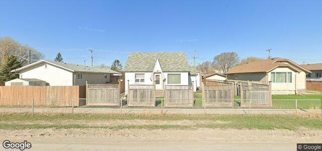 Larawan ng 948 Lagimodiere Boulevard sa Winnipeg, Manitoba