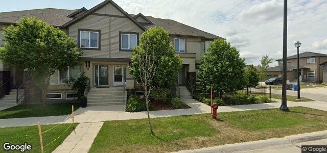 Larawan ng 10 Bridgeford Path sa Winnipeg, Manitoba