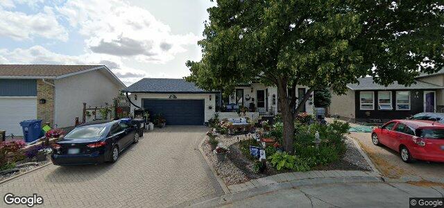 Larawan ng 10 Chaffey Place sa Winnipeg, Manitoba