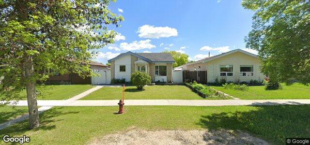 Larawan ng 100 Garton Avenue sa Winnipeg, Manitoba