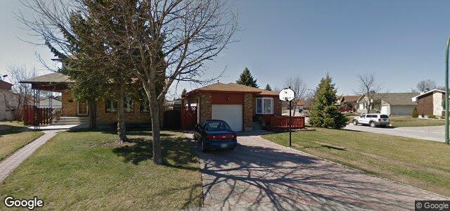 104 Valewood Crescent（加拿大曼尼托巴省温尼伯市）房屋照片