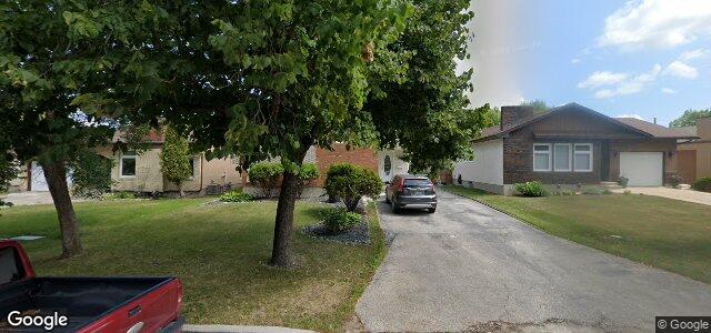 Larawan ng 119 Valewood Crescent sa Winnipeg, Manitoba