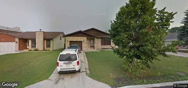 Larawan ng 137 Marianne Road sa Winnipeg, Manitoba