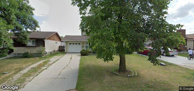 Larawan ng 14 Valewood Crescent sa Winnipeg, Manitoba