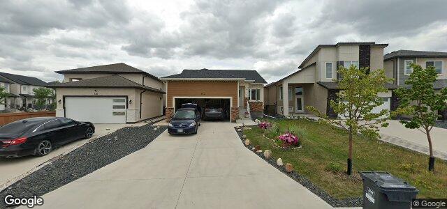 Larawan ng 142 Brooksmere Trail sa Winnipeg, Manitoba