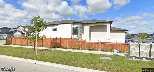 Photo of 146 Brooksmere Trail in Winnipeg, Manitoba