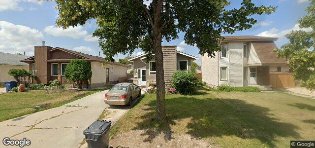 Larawan ng 15 Forest Cove Drive sa Winnipeg, Manitoba