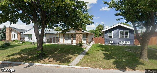 Larawan ng 15 Jonathan Crescent sa Winnipeg, Manitoba