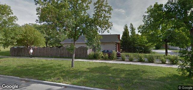 Larawan ng 151 Valewood Crescent sa Winnipeg, Manitoba