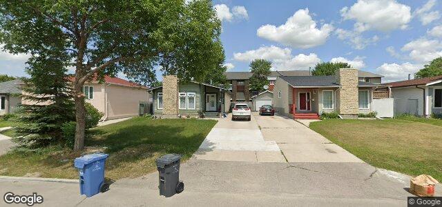 Larawan ng 17 Petriw Bay sa Winnipeg, Manitoba