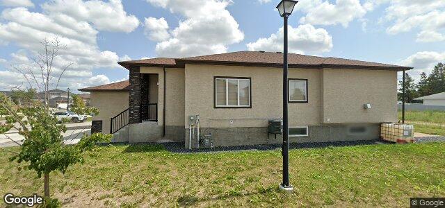 Larawan ng 18 Bloomfield Path sa Winnipeg, Manitoba