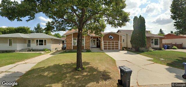 Larawan ng 18 Forest Cove Drive sa Winnipeg, Manitoba