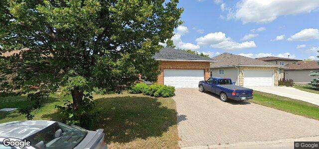 Larawan ng 19 Elm Grove Drive sa Winnipeg, Manitoba