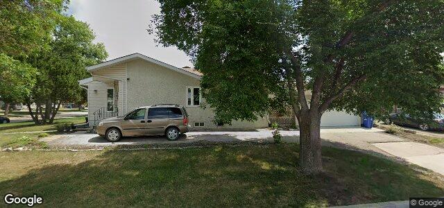 Larawan ng 2 Linden Park Bay sa Winnipeg, Manitoba