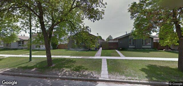 Larawan ng 220 Inkster Garden Drive sa Winnipeg, Manitoba