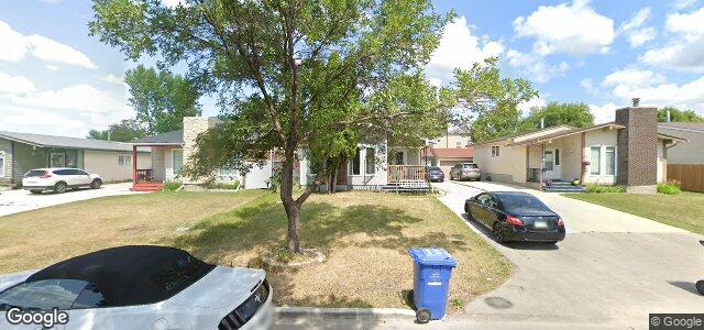 Larawan ng 23 Petriw Bay sa Winnipeg, Manitoba