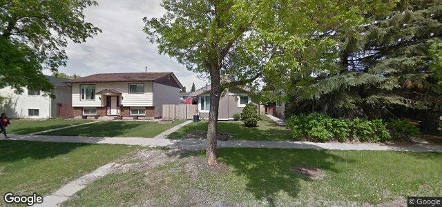 Larawan ng 233 Inkster Garden Drive sa Winnipeg, Manitoba