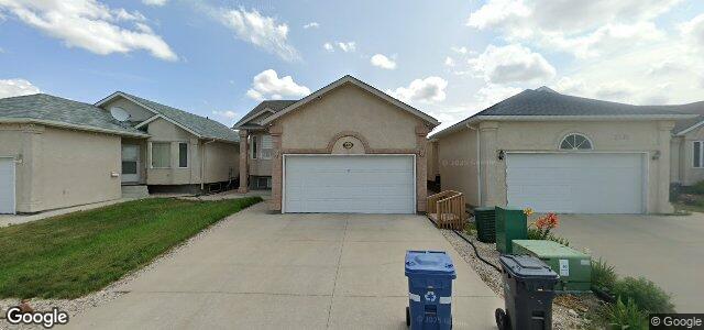 Larawan ng 2479 King Edward Street sa Winnipeg, Manitoba