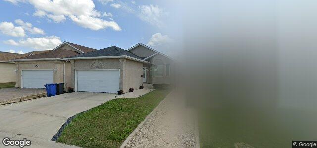 Larawan ng 2523 King Edward Street sa Winnipeg, Manitoba