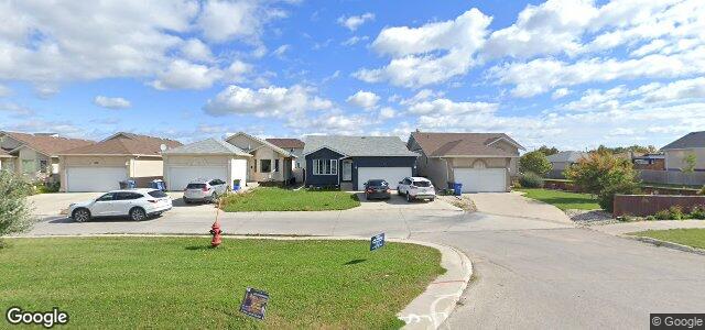 Larawan ng 2555 King Edward Street sa Winnipeg, Manitoba