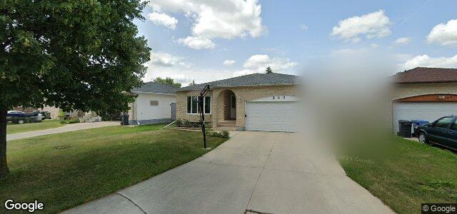 Larawan ng 260 Rose Hill Way sa Winnipeg, Manitoba