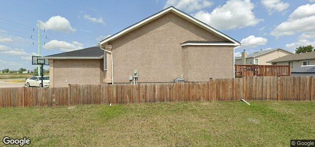 Larawan ng 2643 King Edward Street sa Winnipeg, Manitoba