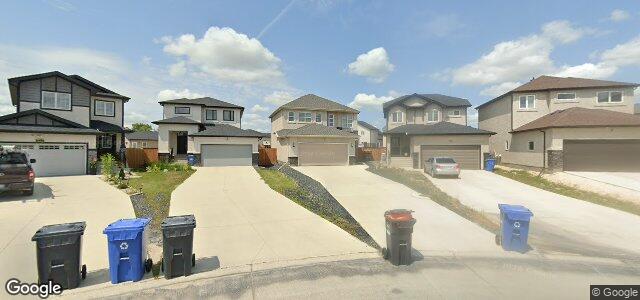 Photo of 27 Bloomfield Path in Winnipeg, Manitoba