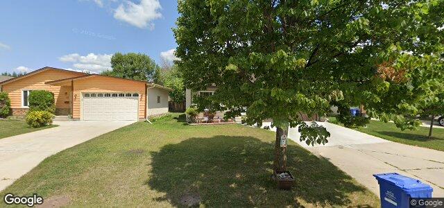 Larawan ng 27 Mount Auburn Bay sa Winnipeg, Manitoba