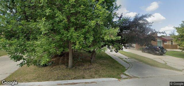 Photo of 27 Valewood Crescent in Winnipeg, Manitoba