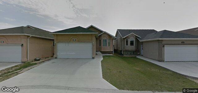 Larawan ng 2723 King Edward Street sa Winnipeg, Manitoba