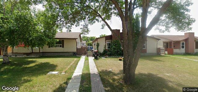 Larawan ng 28 Petriw Bay sa Winnipeg, Manitoba