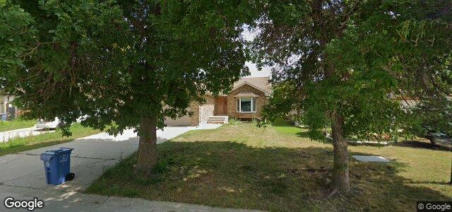 Larawan ng 30 Meadowland Drive sa Winnipeg, Manitoba