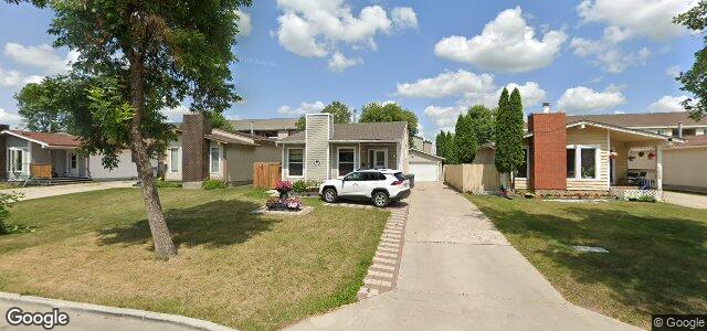 Larawan ng 31 Petriw Bay sa Winnipeg, Manitoba