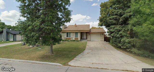 Larawan ng 31 Valewood Crescent sa Winnipeg, Manitoba