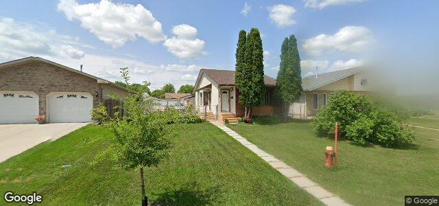 Photo of 328 Rose Hill Way in Winnipeg, Manitoba