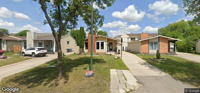 Larawan ng 35 Petriw Bay sa Winnipeg, Manitoba