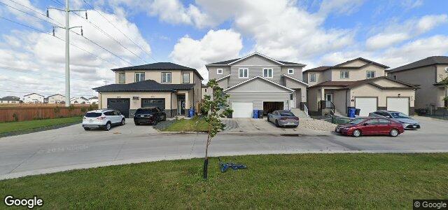 Photo of 375 Old Commonwealth Path in Winnipeg, Manitoba