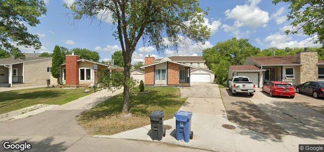 Larawan ng 39 Petriw Bay sa Winnipeg, Manitoba