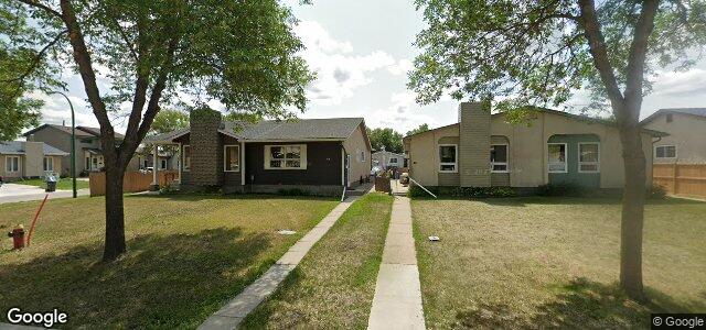 Larawan ng 40 Petriw Bay sa Winnipeg, Manitoba