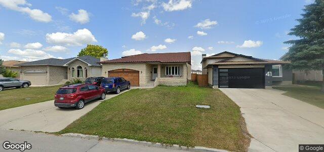 Larawan ng 45 Marianne Road sa Winnipeg, Manitoba
