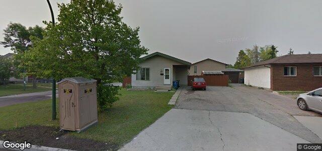 Larawan ng 50 Marianne Road sa Winnipeg, Manitoba