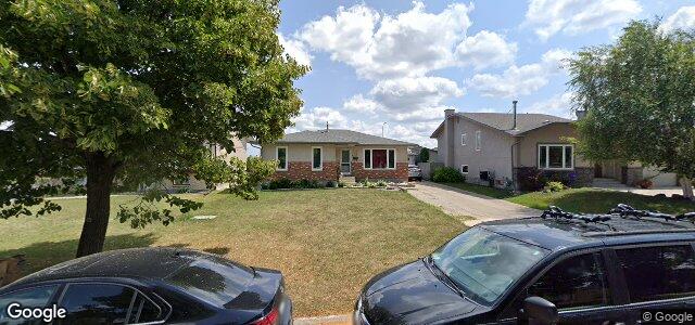 Larawan ng 51 Mount Auburn Bay sa Winnipeg, Manitoba