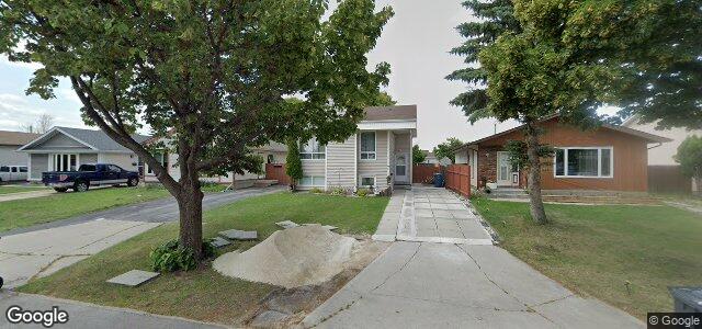 Larawan ng 71 Jonathan Crescent sa Winnipeg, Manitoba