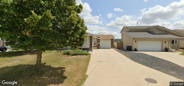 Larawan ng 74 Linden Park Bay sa Winnipeg, Manitoba