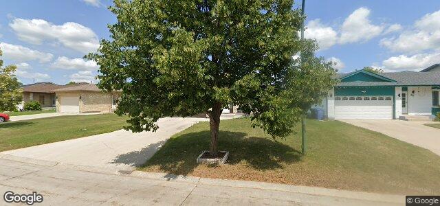 Larawan ng 90 Mount Auburn Bay sa Winnipeg, Manitoba