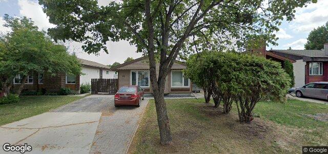 Larawan ng 92 Jonathan Crescent sa Winnipeg, Manitoba