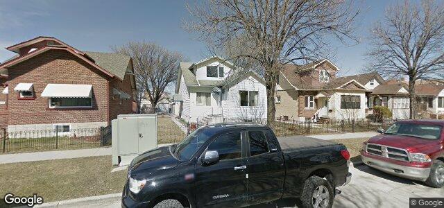 Larawan ng 382 Garlies Street sa Winnipeg, Manitoba